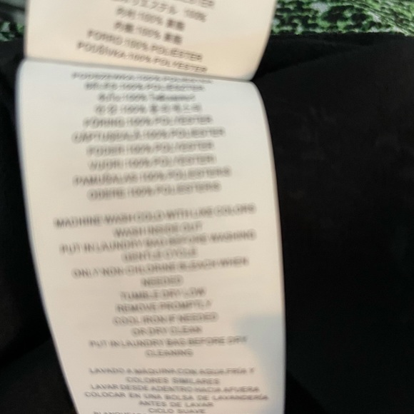 Michael Kors woman’s long sleeve extra small top - Picture 5 of 6